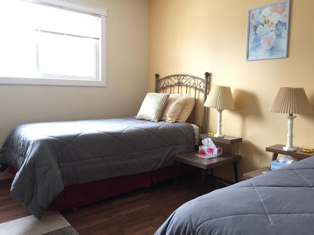 Wild Rose Bed & Breakfast Saskatoon Zimmer foto