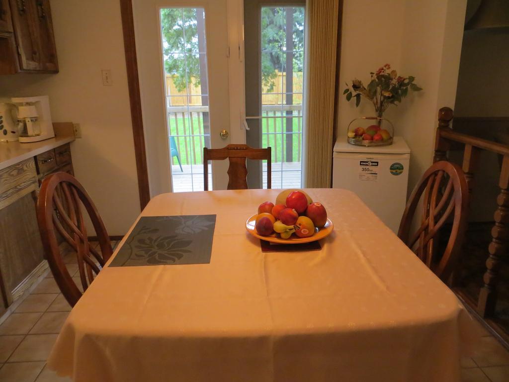 Wild Rose Bed & Breakfast Saskatoon Exterior foto